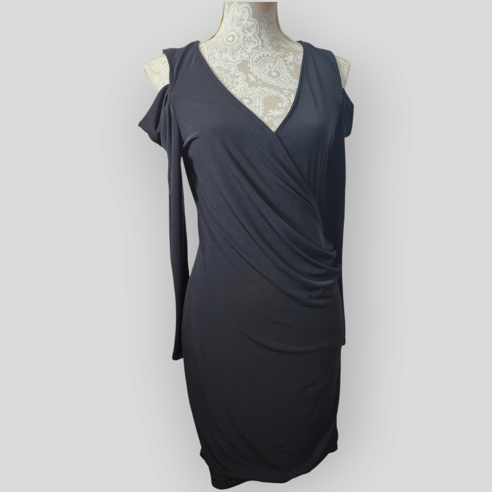 VENUS Off The Shoulder Long Sleeve Wrap Style Dress size medium